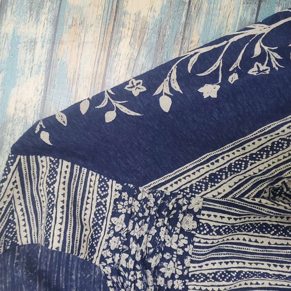 Lucky Brand Navy and White Patterned Top - Picture 6 of 7